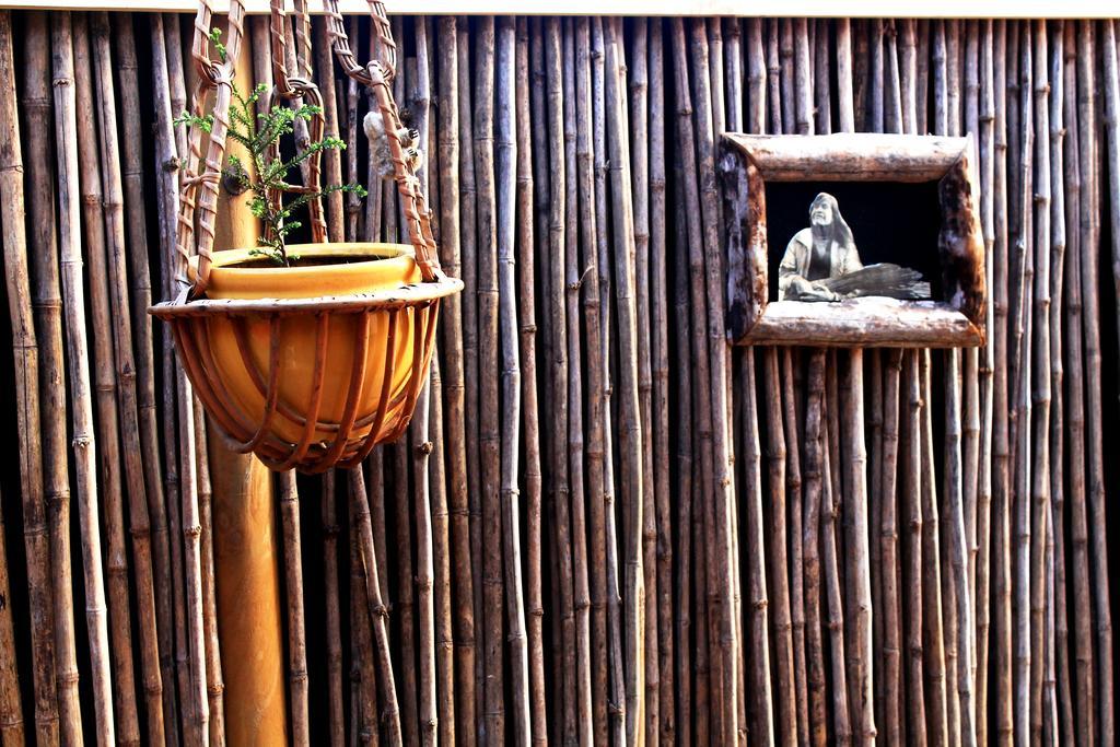 Hostal Torre De Babel กัสโตร ภายนอก รูปภาพ