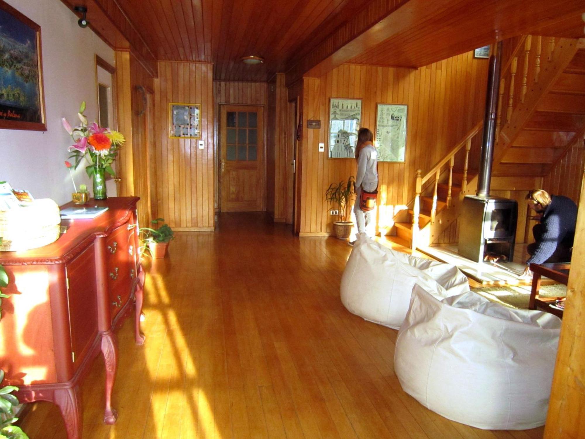 Hostal Torre De Babel กัสโตร ภายนอก รูปภาพ