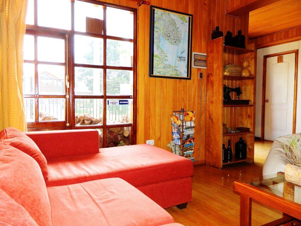 Hostal Torre De Babel กัสโตร ภายนอก รูปภาพ