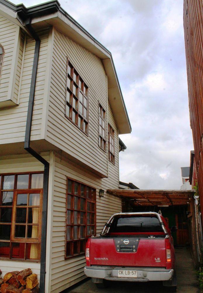 Hostal Torre De Babel กัสโตร ภายนอก รูปภาพ